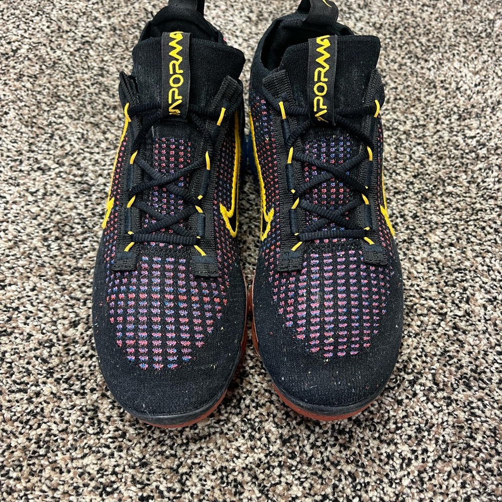 Size 7 Womens 8.5 Nike Air Vapormax Flyknit 2021 Black Blue Red DV2198-001 New